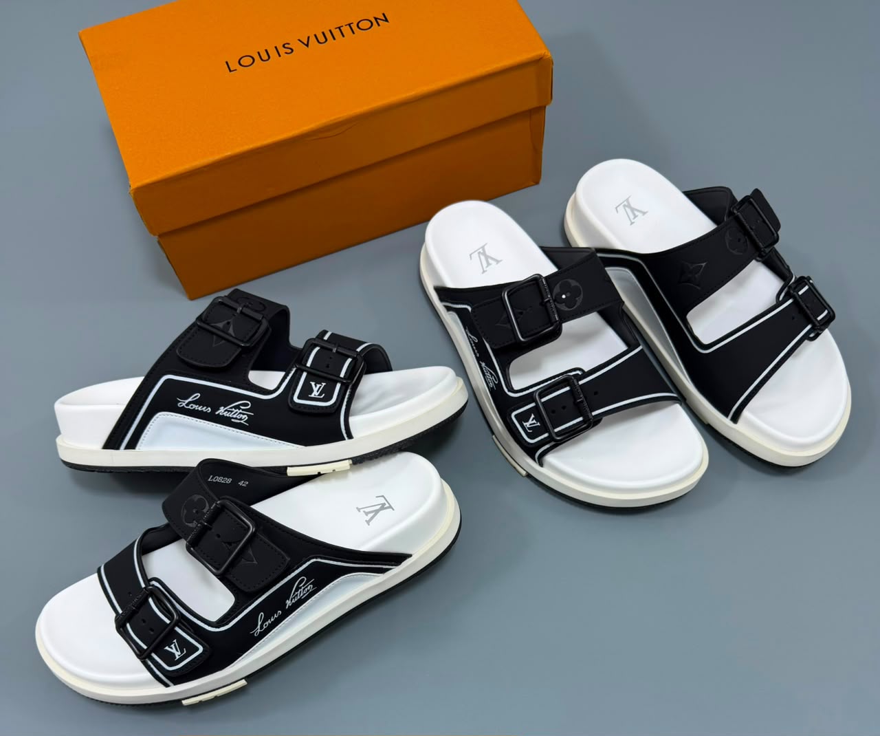 Buckle Strap Slides — Black & White