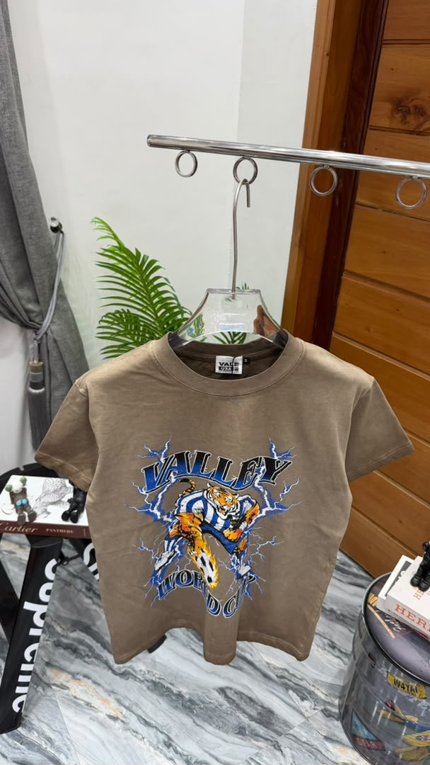 Valley Tiger Tee — Brown